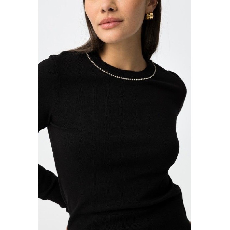 Jersey negro de mujer TIFFOSI con cuello redondo y detalle de joya