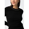 Jersey negro de mujer TIFFOSI con cuello redondo y detalle de joya