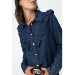 Detalle botones metálicos y volantes de la camisa Tiffosi West – La Petite Sophie