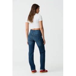 Detalle del denim y botones metálicos de los jeans Tiffosi Double Up 520 – La Petite Sophie